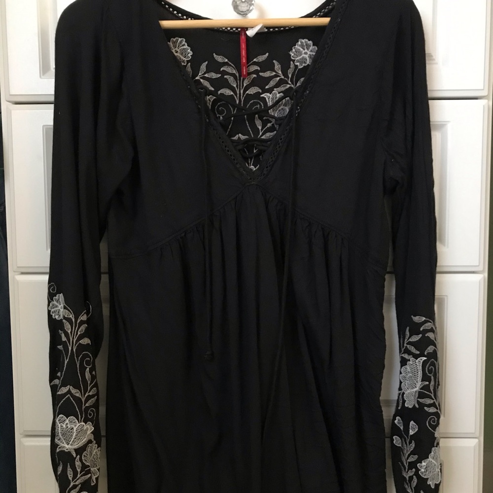⚡️ BoHo Embroidered Black Dress